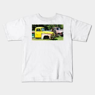 Old Yellow Farm Truck Kids T-Shirt